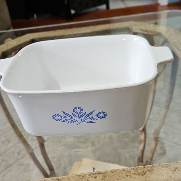 Corningwear Cornflower White Baking Dish with Blue Floral Design - Picture 2 of 4